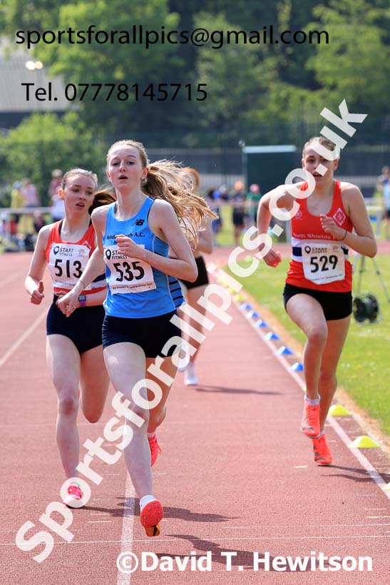Womens Under-17s 1500 metres, 2024 North Eastern Track and Field Champs., Middlesbrough.  Photo: David T. Hewitson/Sports for All Pics
